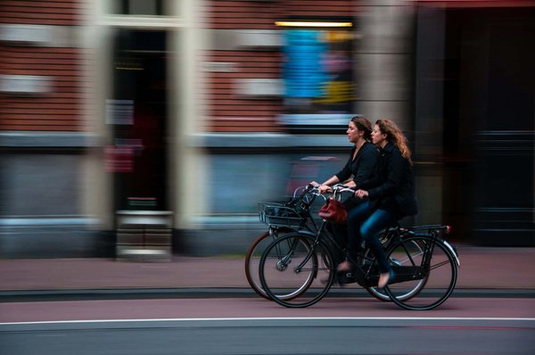 Comment choisir un vélo cargo pour le transport de marchandises légères?