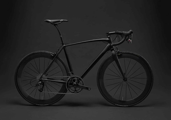 Comment choisir un vélo de route pour une pratique intensive en compétition?